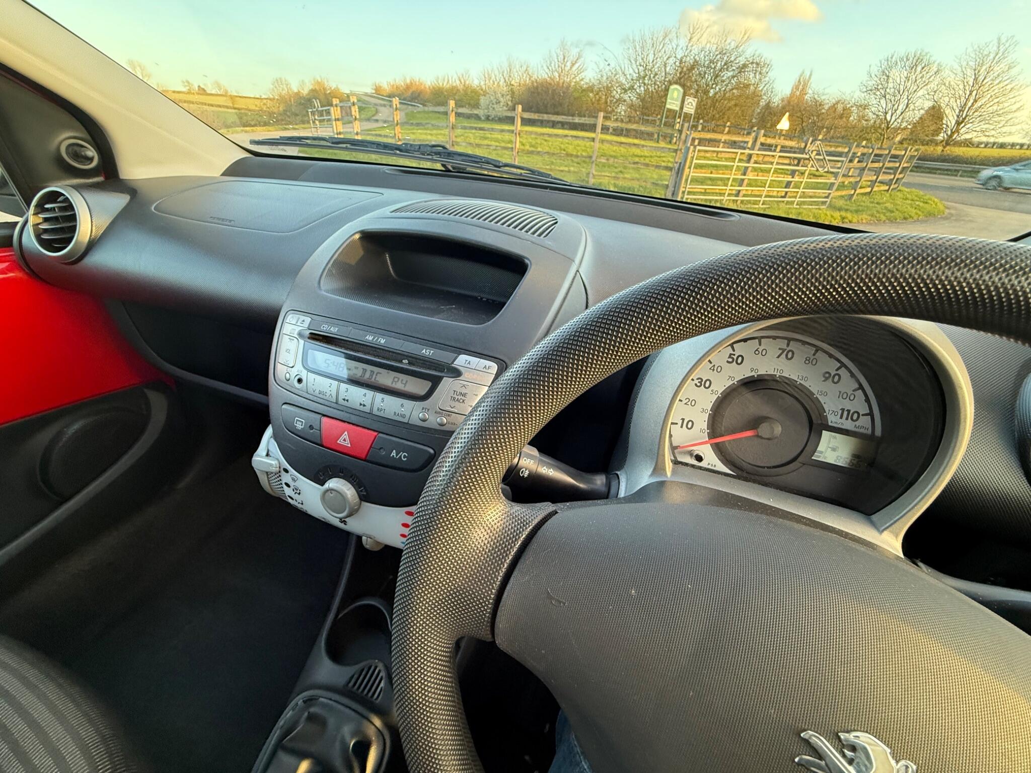Peugeot 107 1.0 12V Active Euro 5 5dr — photo 74 of 86